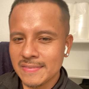 Meet your Posher, Emmanuel